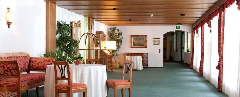 Hotel Gruener Baum Μπρεσανόνε Εξωτερικό φωτογραφία
