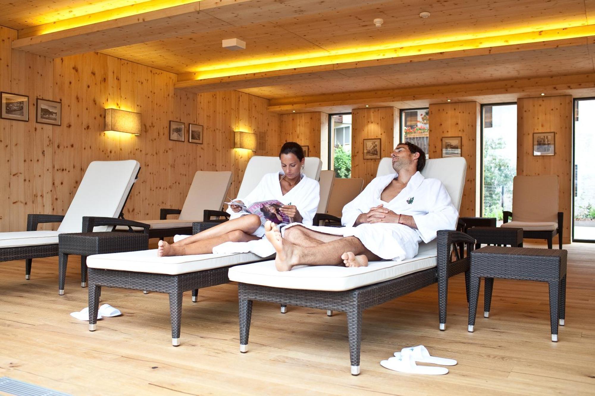 Hotel Gruener Baum Μπρεσανόνε Εξωτερικό φωτογραφία