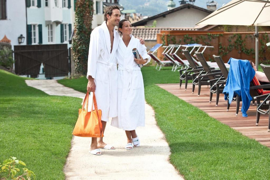 Hotel Gruener Baum Μπρεσανόνε Εξωτερικό φωτογραφία