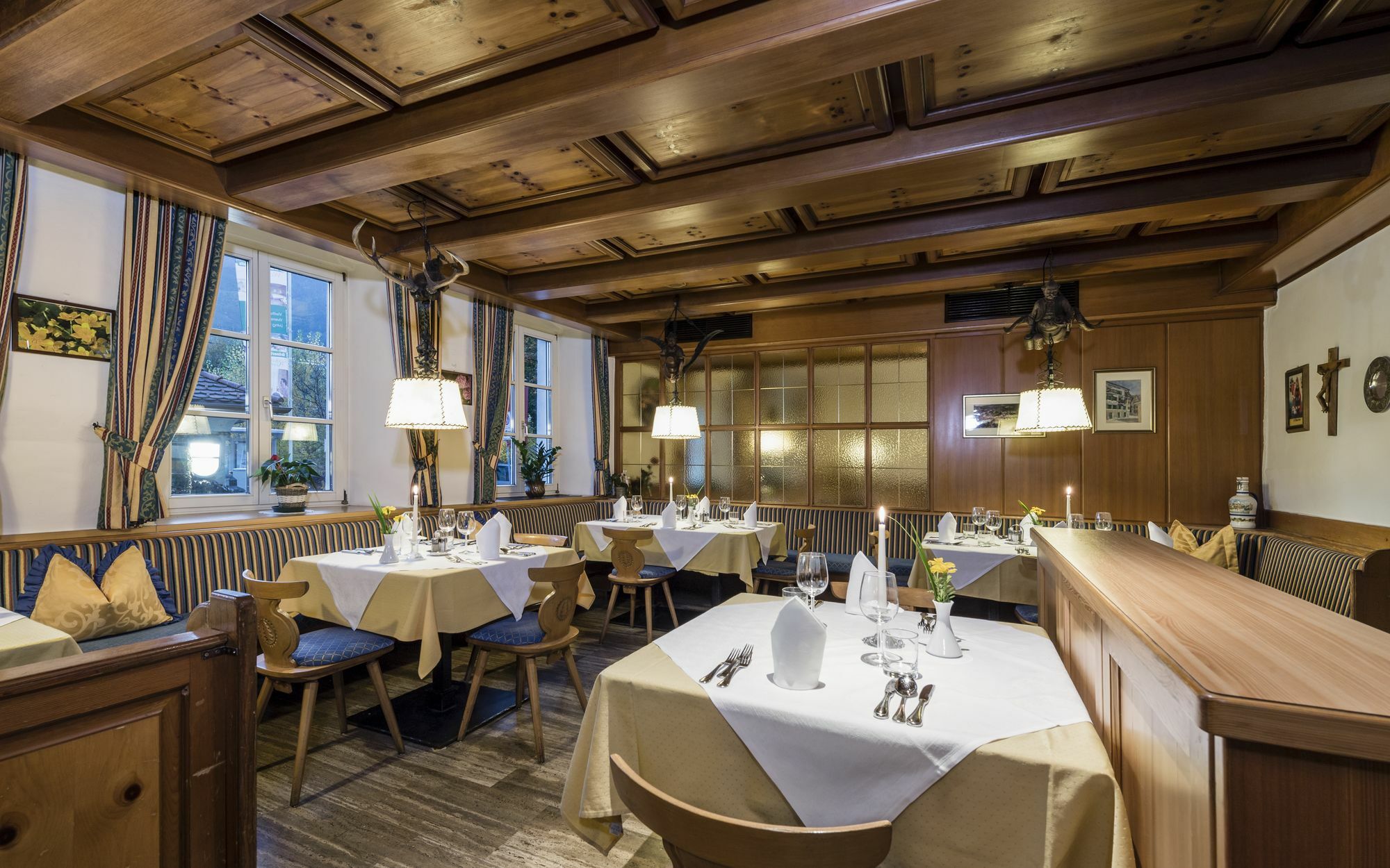Hotel Gruener Baum Μπρεσανόνε Εξωτερικό φωτογραφία
